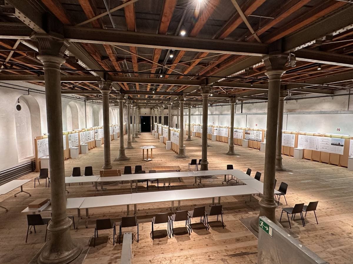 Ausstellung im historischen Loft